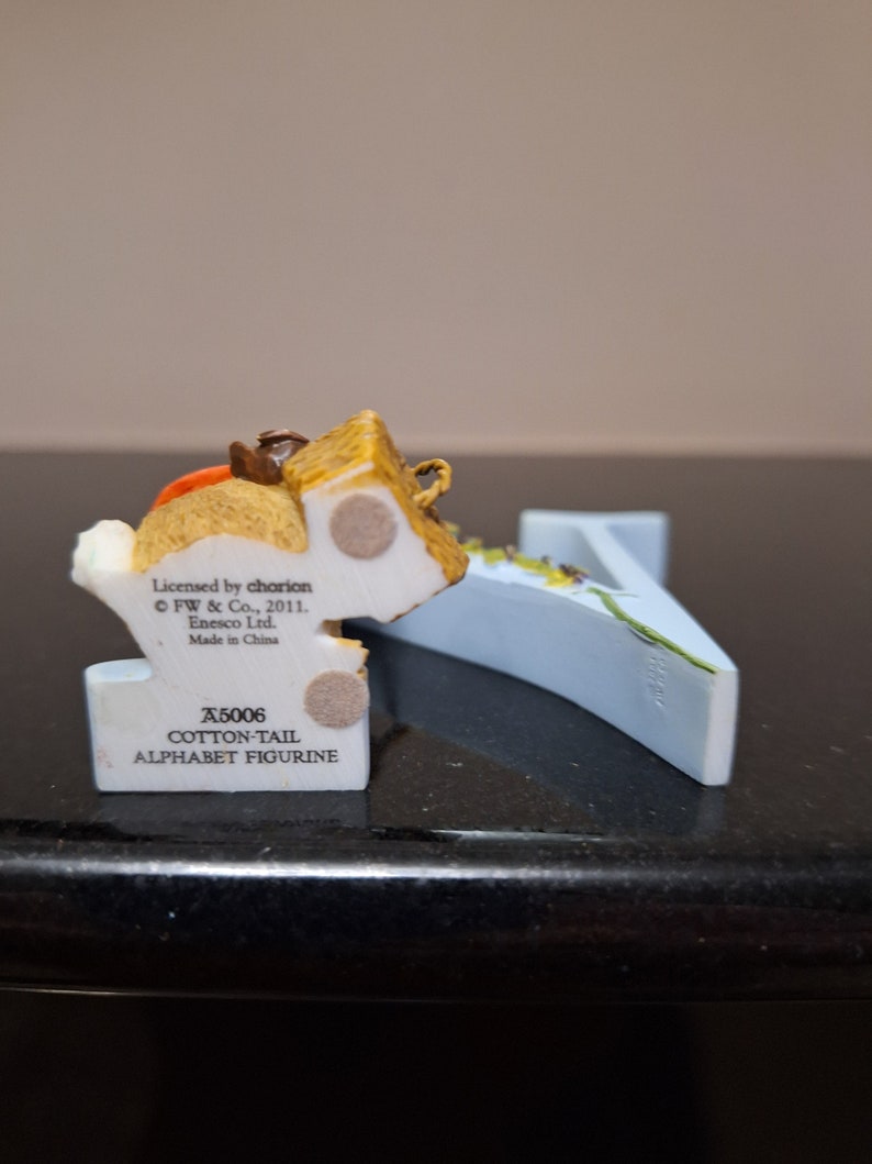 Enesco Peter Rabbit Alphabet Figurine Letter ''n