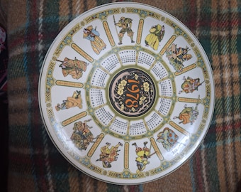 Vintage 1978 Calendar Plate, Wedgewood - Etsy