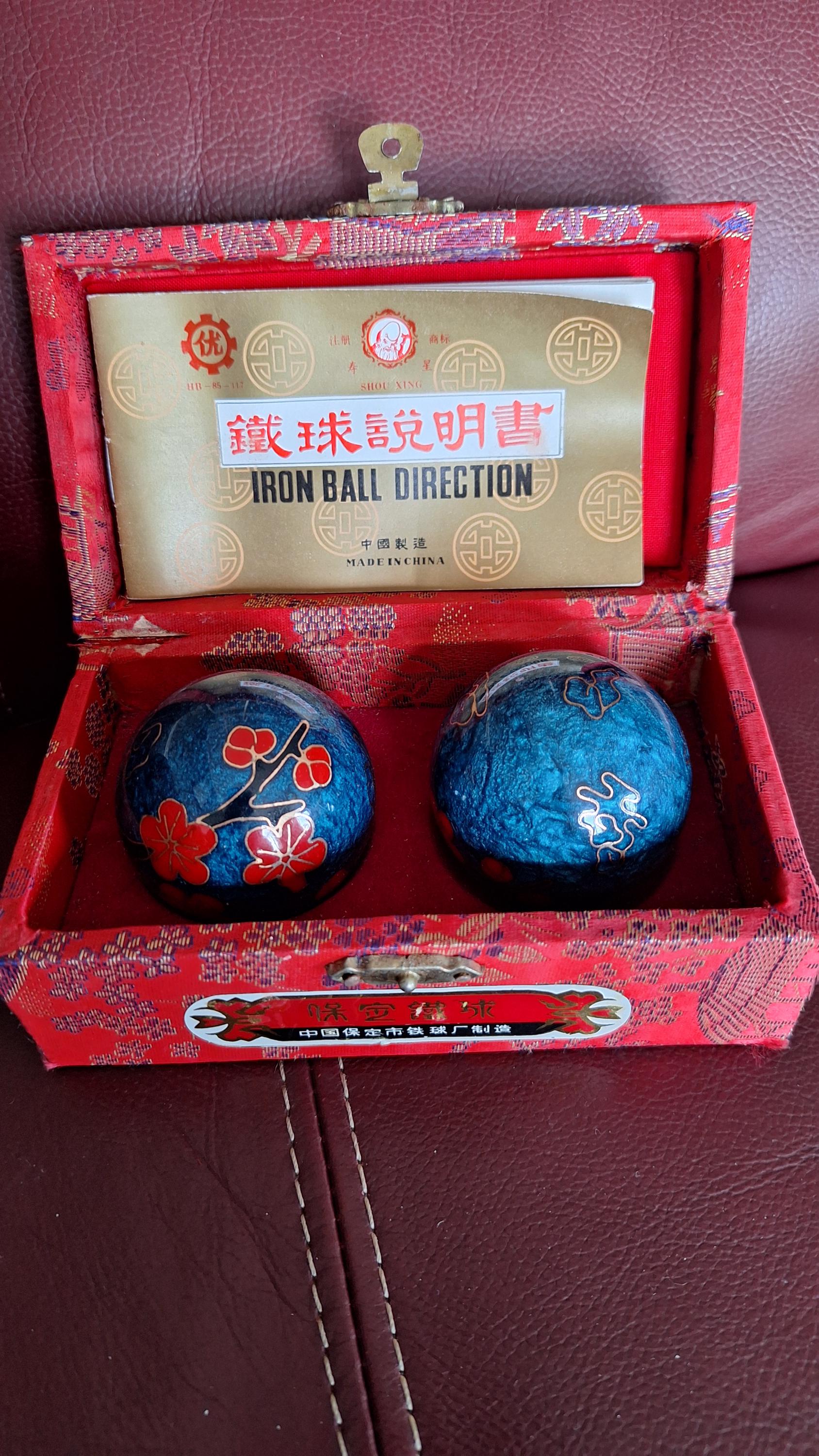 Chinese Stress Relief Therapy Baoding Balls - Iron Ball Direction