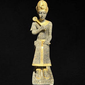 Handcrafted Ramesses Statue Replica: Egyptian Pharaoh Figurine