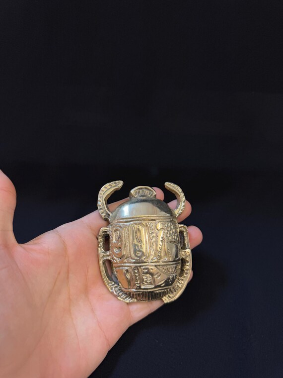 エジプトのスカラベのお守り：銅の彫刻、幸運のお守り - Etsy 日本
