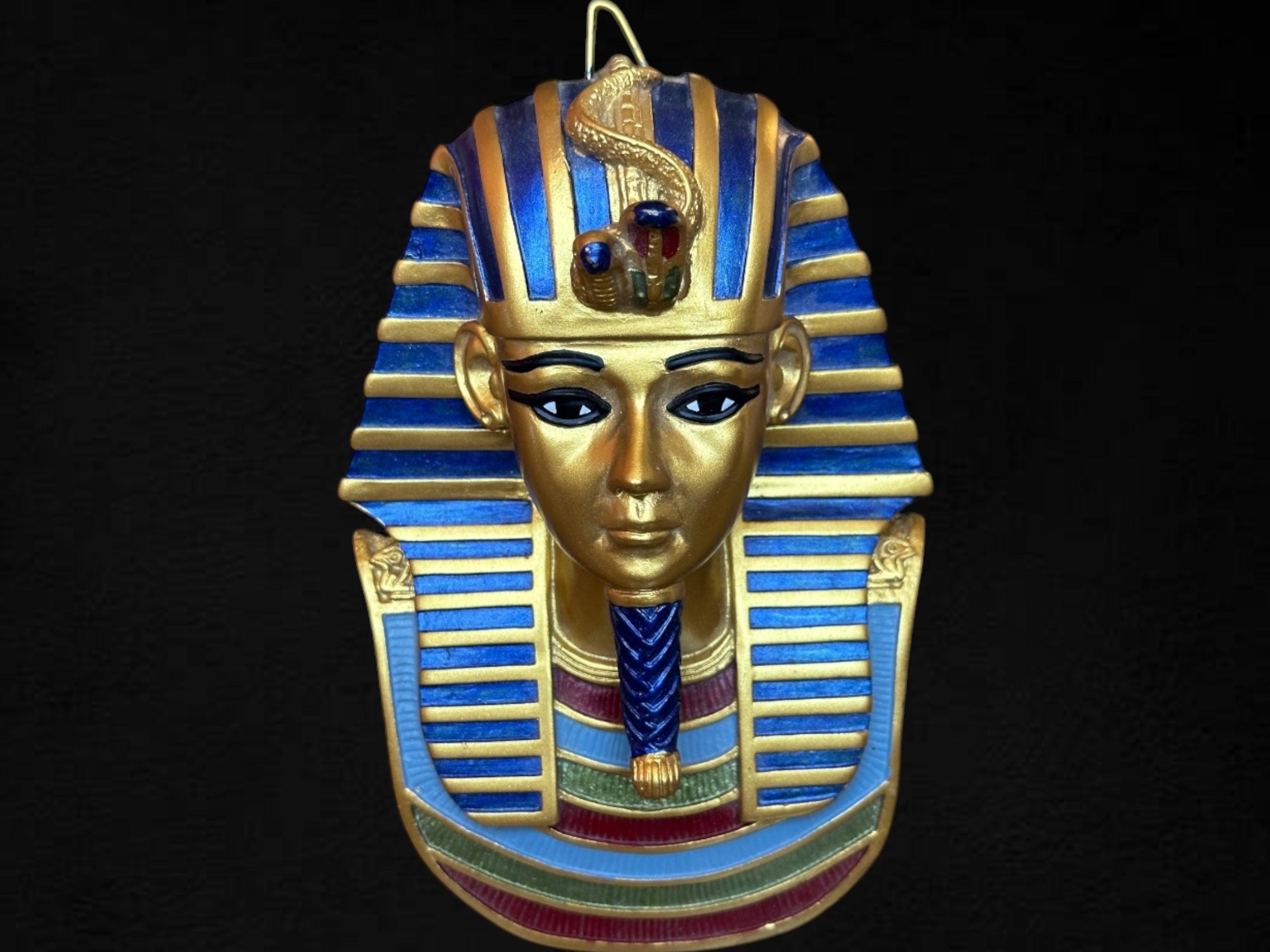 ツタンカーメン王の壁掛け像：エジプトのファラオの芸術装飾 - Etsy 日本