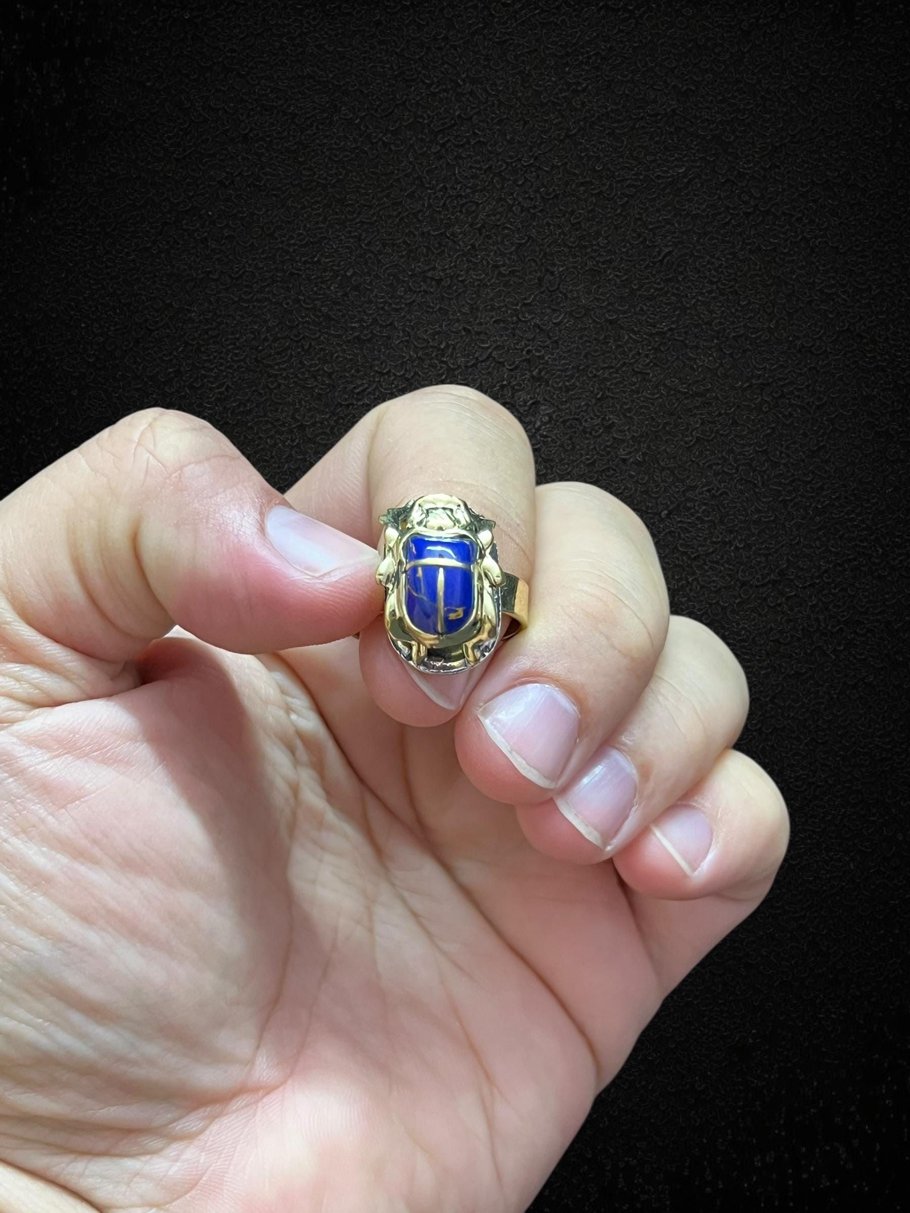 希少な逸品 芸術的なケプリリング スカラベ 真珠貝リング 彫刻された