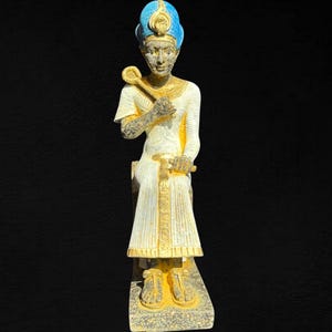 Handcrafted Ramesses II Statue: Egyptian Pharaoh Figurine