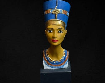 ネフェルティティ胸像：古代エジプトの女王の彫刻 - Etsy 日本