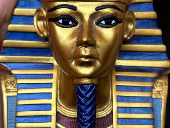 ツタンカーメン王の壁掛け像：エジプトのファラオの芸術装飾 - Etsy 日本