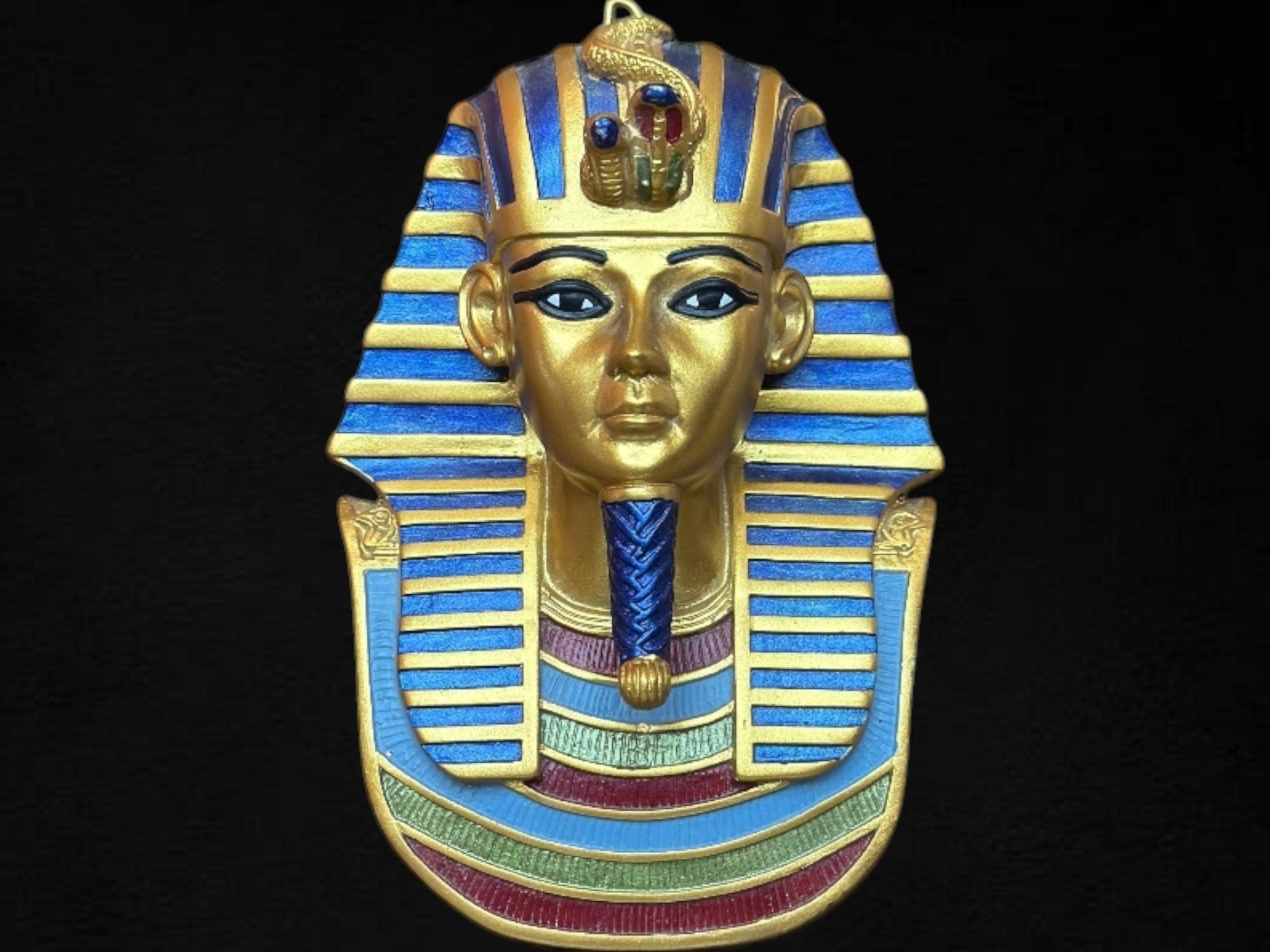 ツタンカーメン王の壁掛け像：エジプトのファラオの芸術装飾 - Etsy 日本