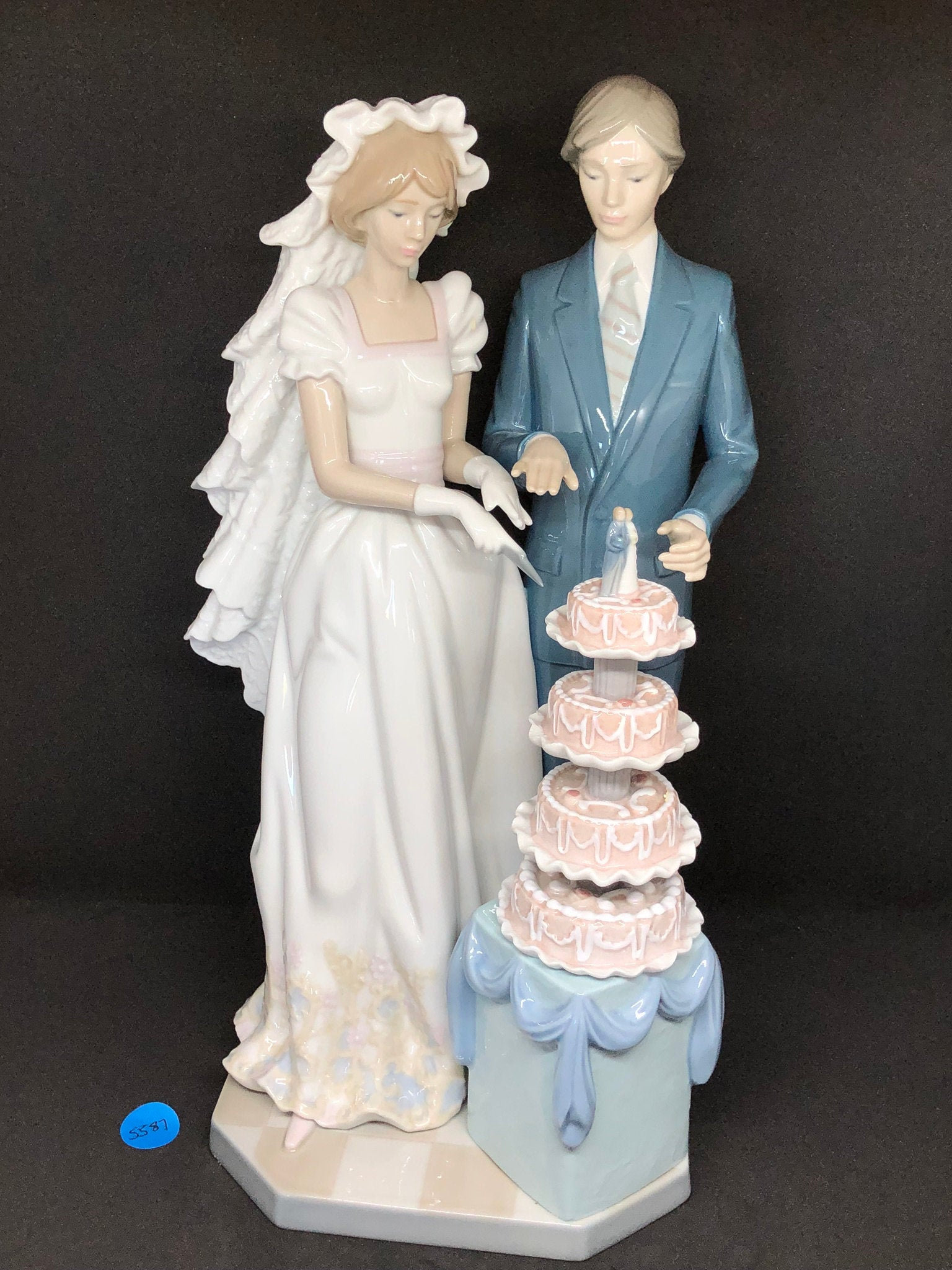 Lladro Wedding Cake Bride and Groom 5587 Etsy
