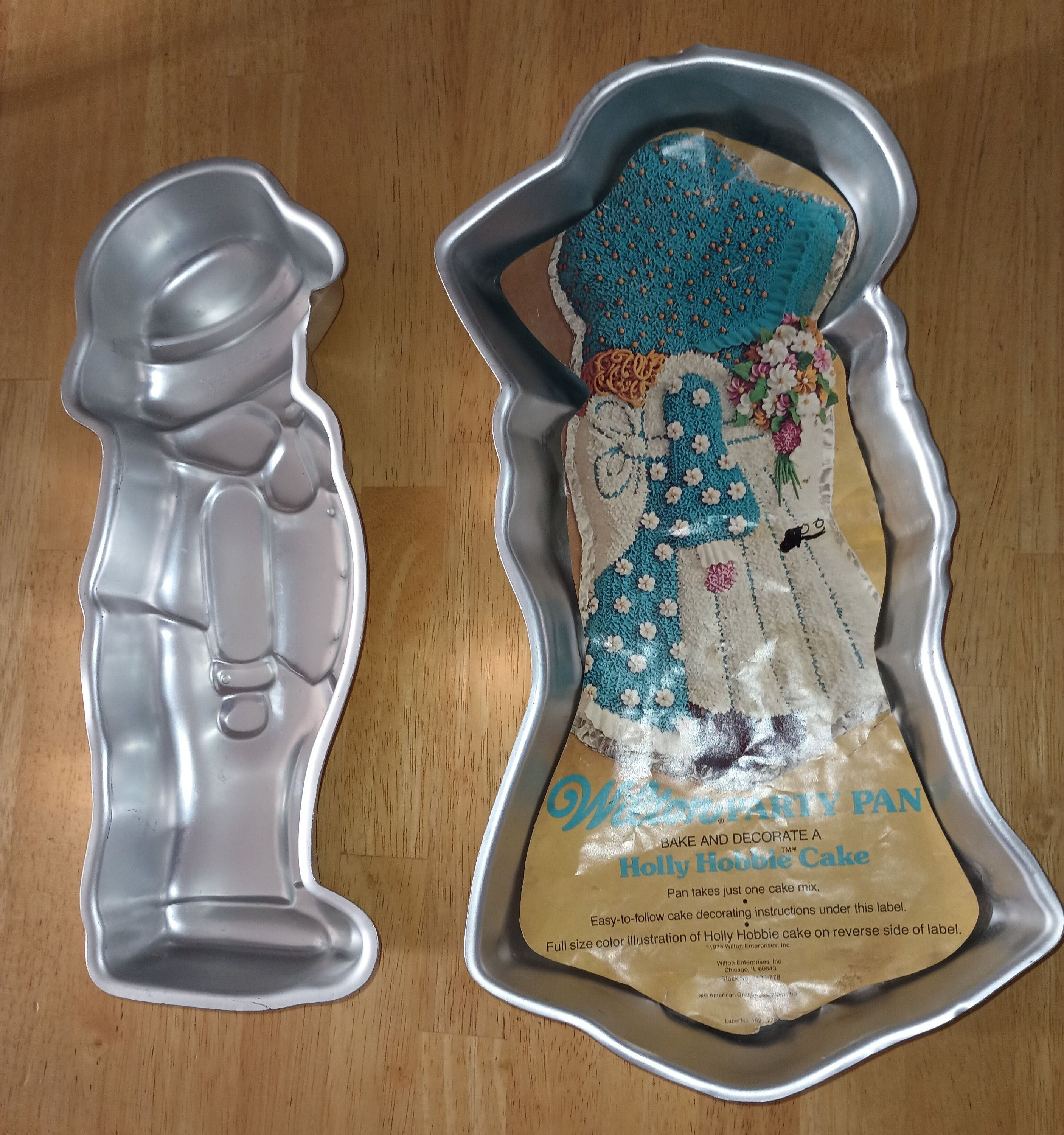 Holly and Robbie Hobby (american Greetings) Vintage Wilton Cake