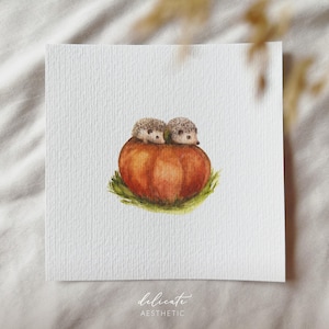 Herfstpompoenontmoeting: twee egels op de pompoen - miniatuurkunstdruk - druk naar mijn originele aquarel | Delicate esthetiek