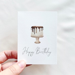 Tarjeta de cumpleaños de acuarela, pastel de chocolate, tarjeta de felicitación de pastel de cumpleaños, tarjeta plegable en miniatura | Estética delicada