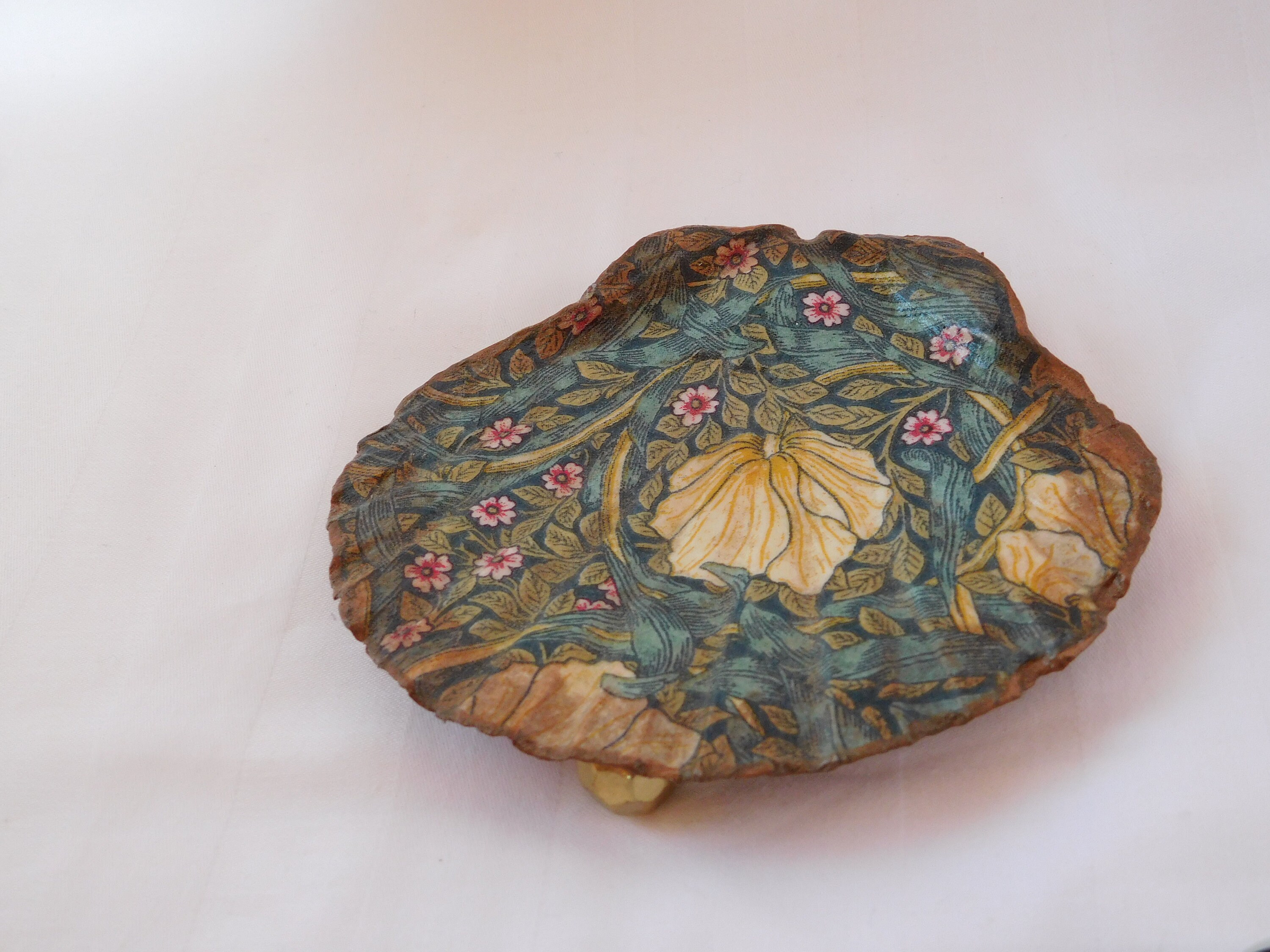 Natural Scallop Shell Trinket Dish Green & Bronze Etsy UK