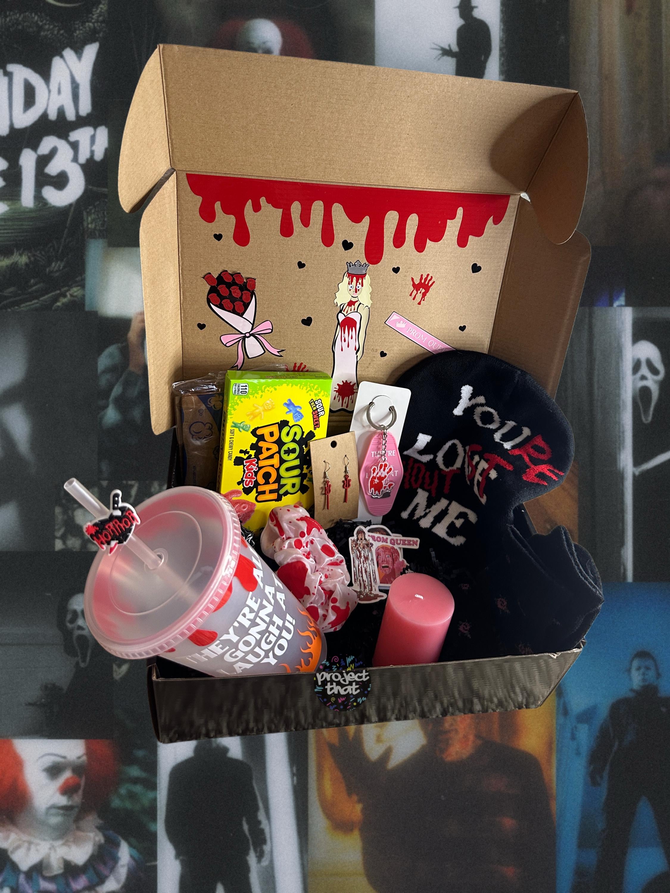 Horror Movie Night Gift Box: Tumbler, Beanie, Earrings  display picture 2