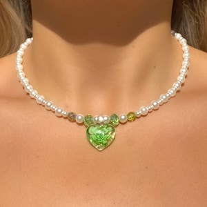 Murano Glass Heart Pearl Necklace, Glass Pearl Beaded Necklace, Lampwork Glass Heart Pendant with Green Flower, Beaded Choker Necklace