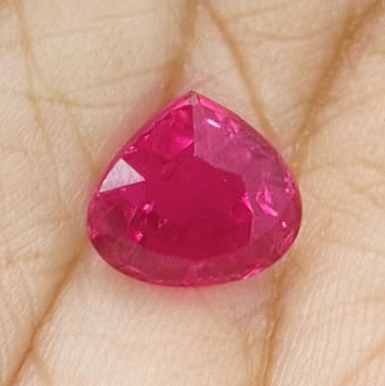 Red gems find jewellery Certified 10.10Cts Oval Mixed Natural Ruby Loose  Birthstone