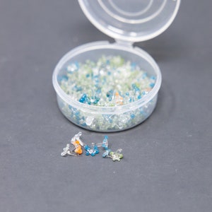 200 Pieces Daisy Style Glass Pipe Screens Assorted Color Premium Quality- Comes in 6mm to 9mm (1/4&quot; to 3/8&quot; inches)