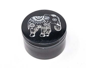 Black Magnetic 4-Piece Elephant Metal Grinder w/ Sharp Teeth