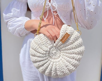 Seashell bag, crochet natural bag with long adjustable strap and short strap of wooden beads,medium purse,knitted shell for sale,cotton bag,