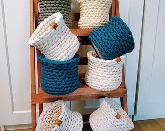 Handmade Chunky Knit Plant Pot Cover: Cotton Rope Basket