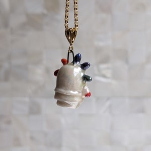Squeakoid Gyroid Necklace with Luster image 5
