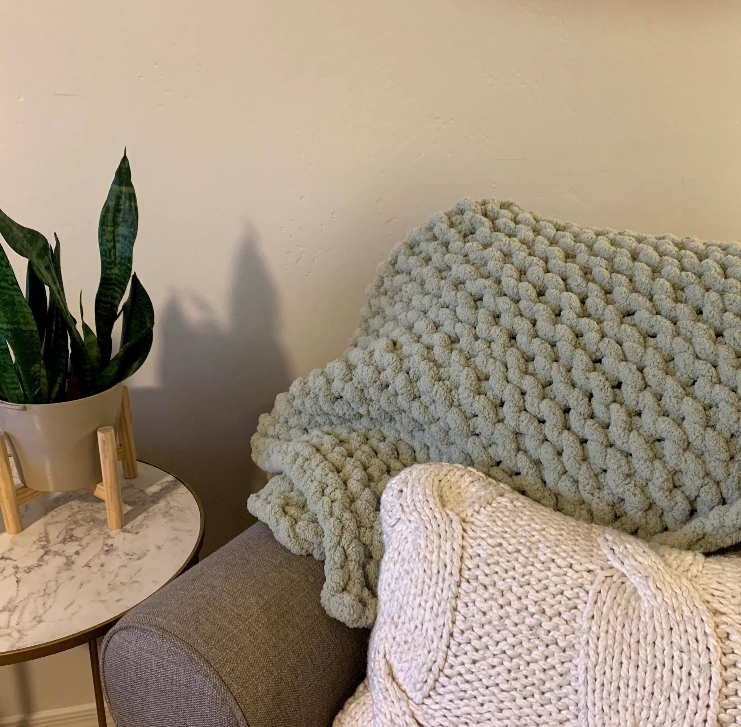 CHUNKY KNIT THROW Sage. Hand knitted 4x6 throw blanket. Etsy