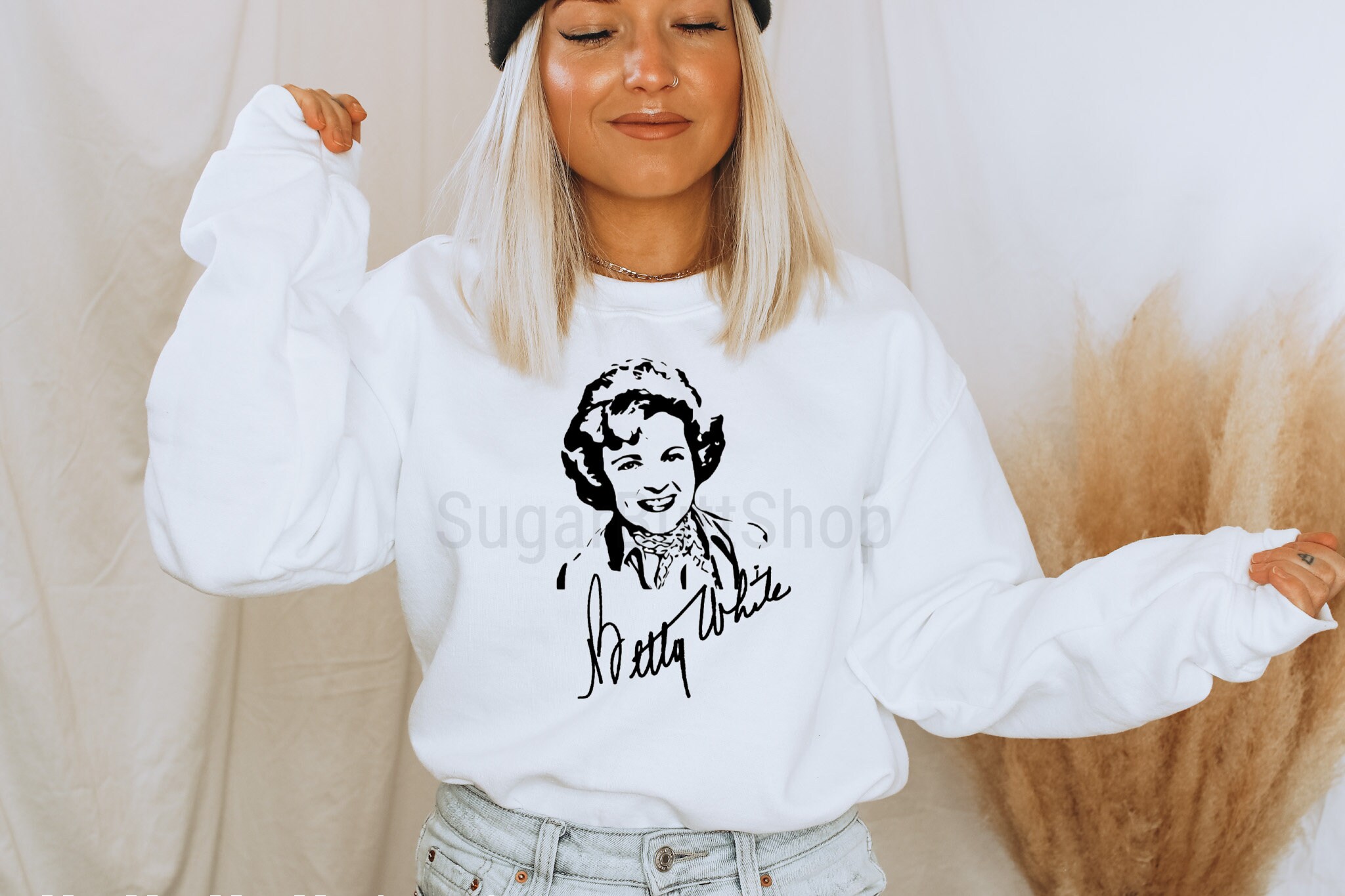 Betty White Tshirt Betty White Sweatshirt Etsy UK