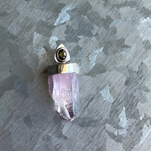 Natürlicher echter böhmischer Moldavit und Amethyst 925 Sterling Silber Anhänger