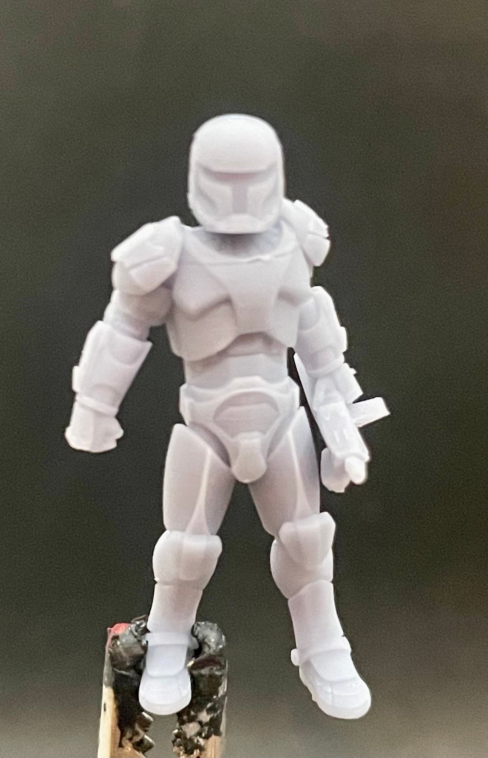 Clone commando(heroic pose, sculpted by Dark Fire Designs)