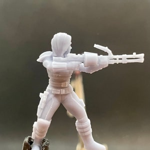 Cara Dune miniature(sculpted by Dark Fire Designs)