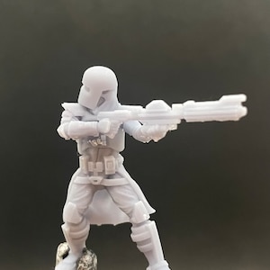 Clone marine specialists(sculpted by Dark Fire Designs)
