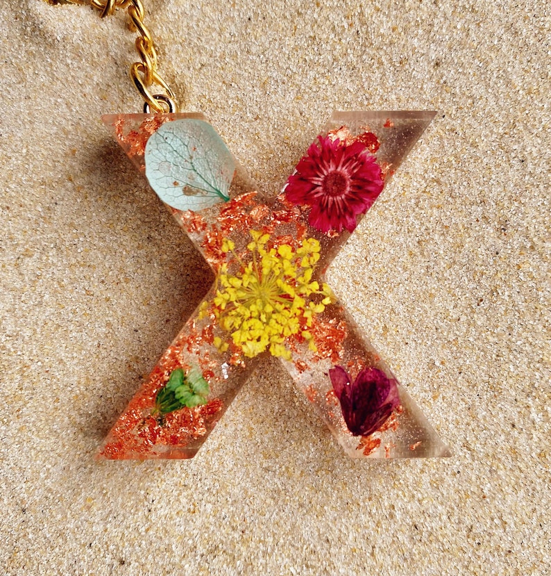 Personalised Flower Resin Keyring Valentines Gift Gifts Etsy