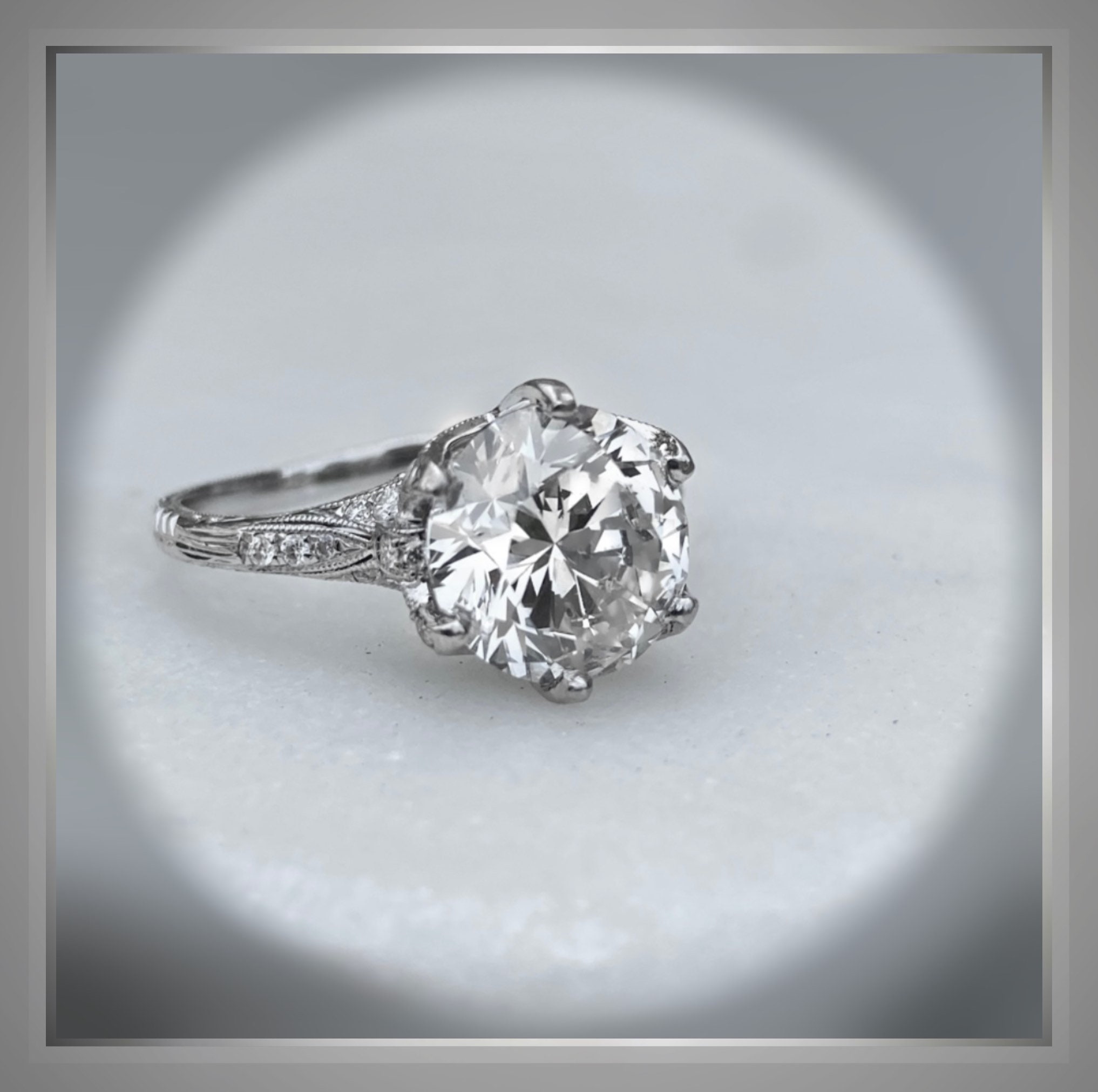 3,55 Ct Edwardian Antique Style Platin Diamant BLOOMINGTON STYLE, CIRCA 1900 Verlobungsring ** Von Schnürsenkel Leigh and Company