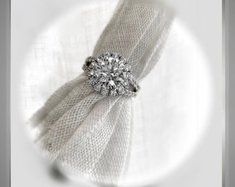 SCHNELLER Versand***3,00 ct runder Halo mit rundem Diamant-Verlobungsring im Brillantschliff *** Von Chelsea Leigh and Company