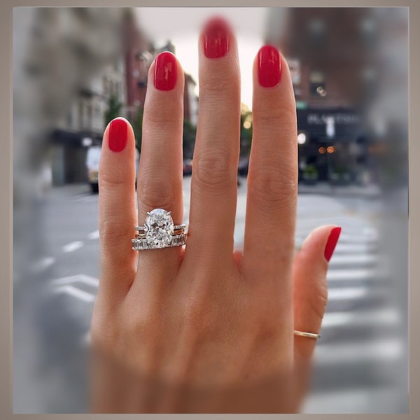 En oferta *** Anillo de compromiso con solitario de diamante ovalado de 4,10 quilates VS1 14K o platino Por: Chelsea Leigh and Company