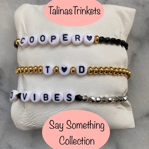 Pulsera de palabras, pulsera de letra, pulsera de nombre personalizado, diseñe su propia pulsera de letras, joyería personalizada de nombre de cuentas