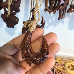 Adjustable Hawaiian fish hook necklace