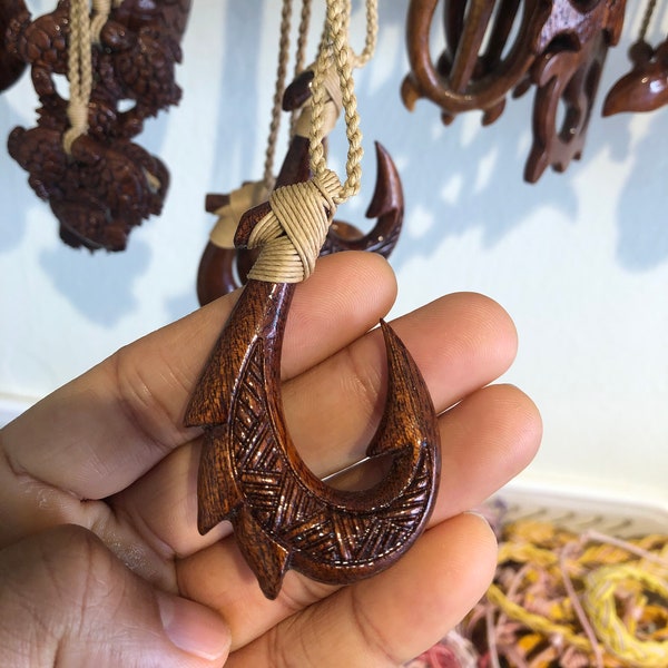 Adjustable Hawaiian fish hook necklace
