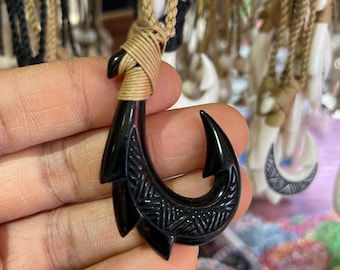 Adjustable black Hawaiian fishhook necklace
