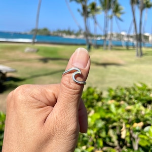 Hawaiian, white opal wave ring Sterling silver