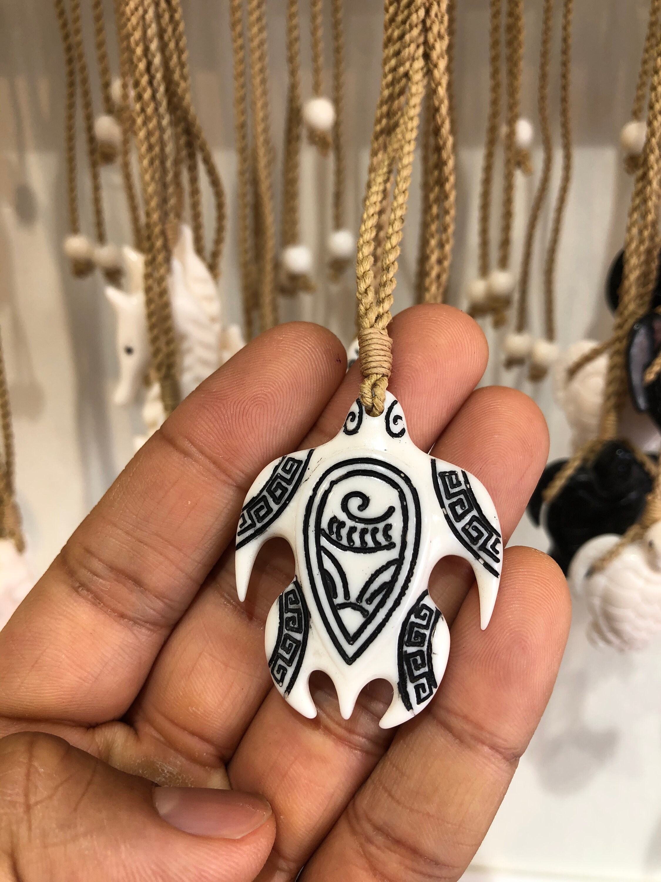 Adjustable Sea Turtle Necklace With Hawaiian Design on It Etsy