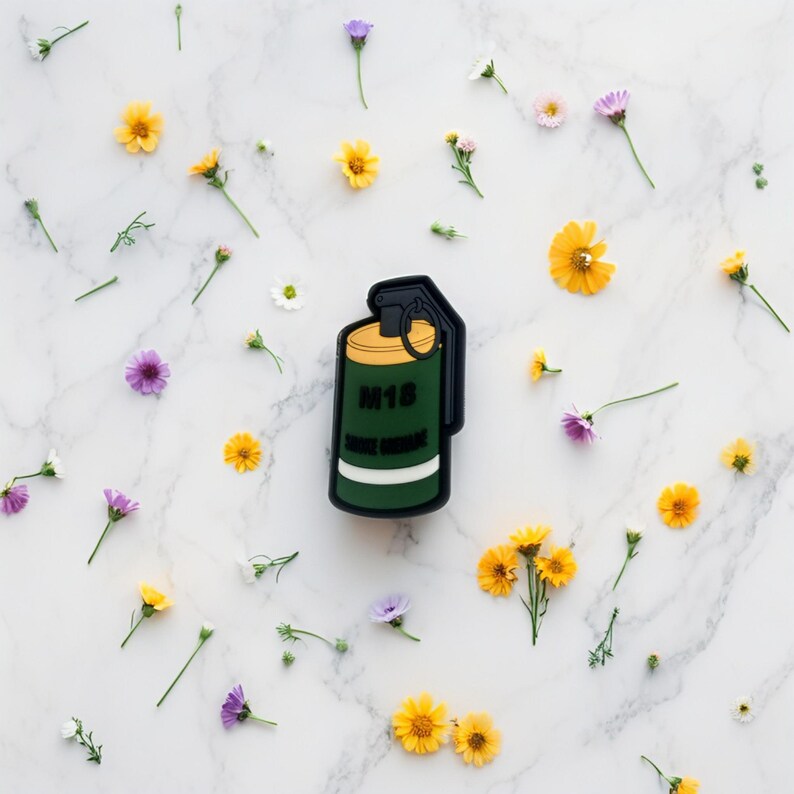 M18 smoke grenade