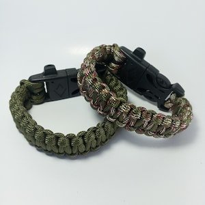 Outdoor Survival Tactical and Military Paracord Bracelet