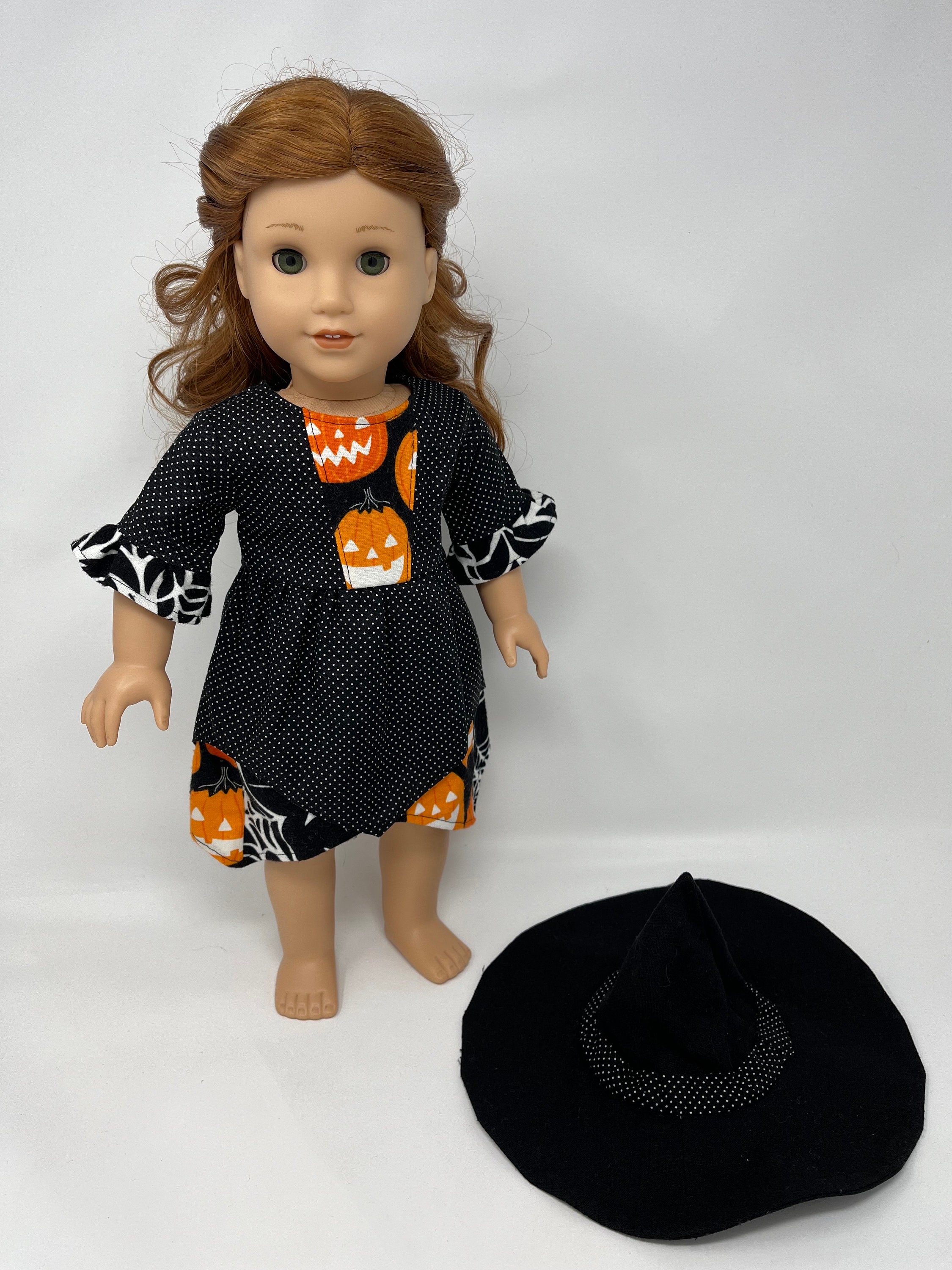 Costume da strega Barbie Curvy, abito nero, cappello, cintura di velluto