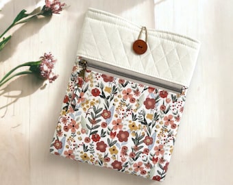 Padded Book Sleeve "Autumn Fields" Kindle Sleeve, Quilted Book Sleeve, Planner Pouch, E-reader Case, Gifts For Readerss, Bullet Journal
