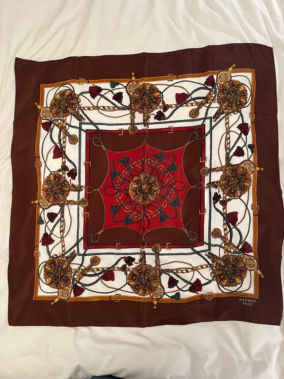 classic hermes scarf pattern