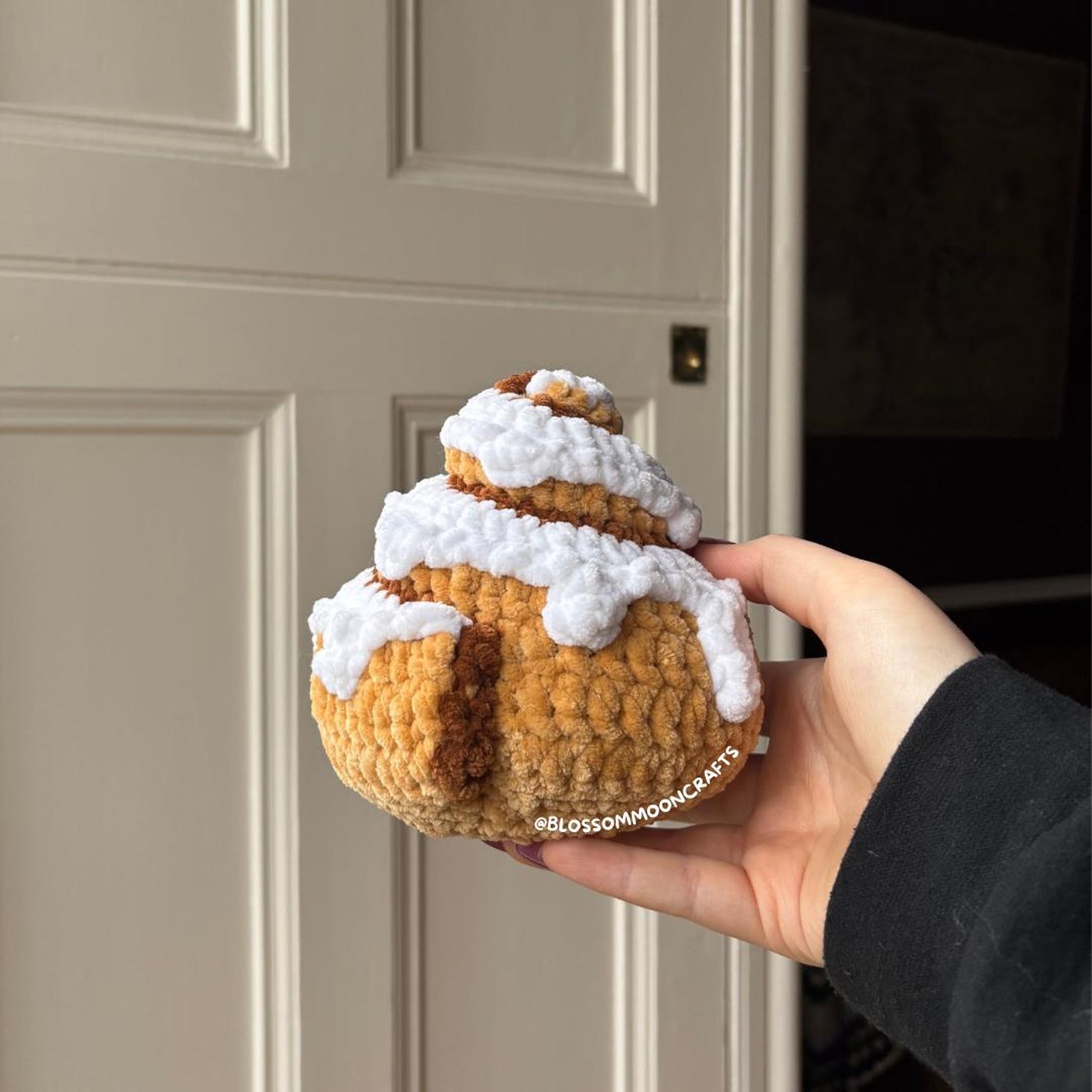Medium Cinnamon Roll Crochet Pattern - PDF Pattern - Amigurumi Food - Etsy