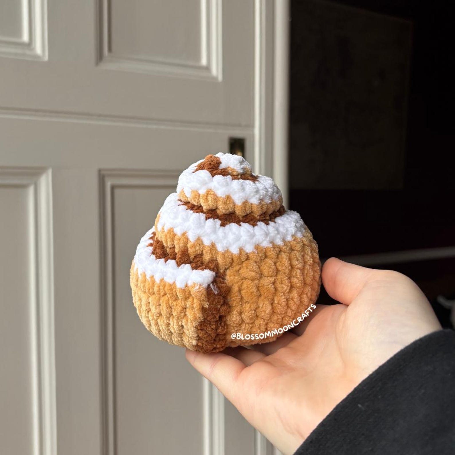 Small Cinnamon Roll Crochet Pattern - PDF Pattern - Amigurumi Food - Etsy
