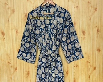 Roses trémières bleues robe en coton imprimé bloc floral, robe kimono en coton, robe en coton imprimé à la main, vêtements de loisirs, vêtements de loisirs floraux