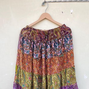 Prachtige Indiase zijden rok, volledige rok in kleur, boho petchwork maxi rok, zijden damesrok, zomer lange maxi rok, cadeau voor haar