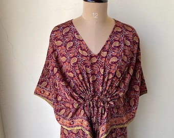 Beautiful Poly Silk Kaftan, Lightweight Loungewear Kaftan, Printed Silk Sari Kaftan, Women's Long Kaftan, Silk Night Maxi, Beach Cover Up